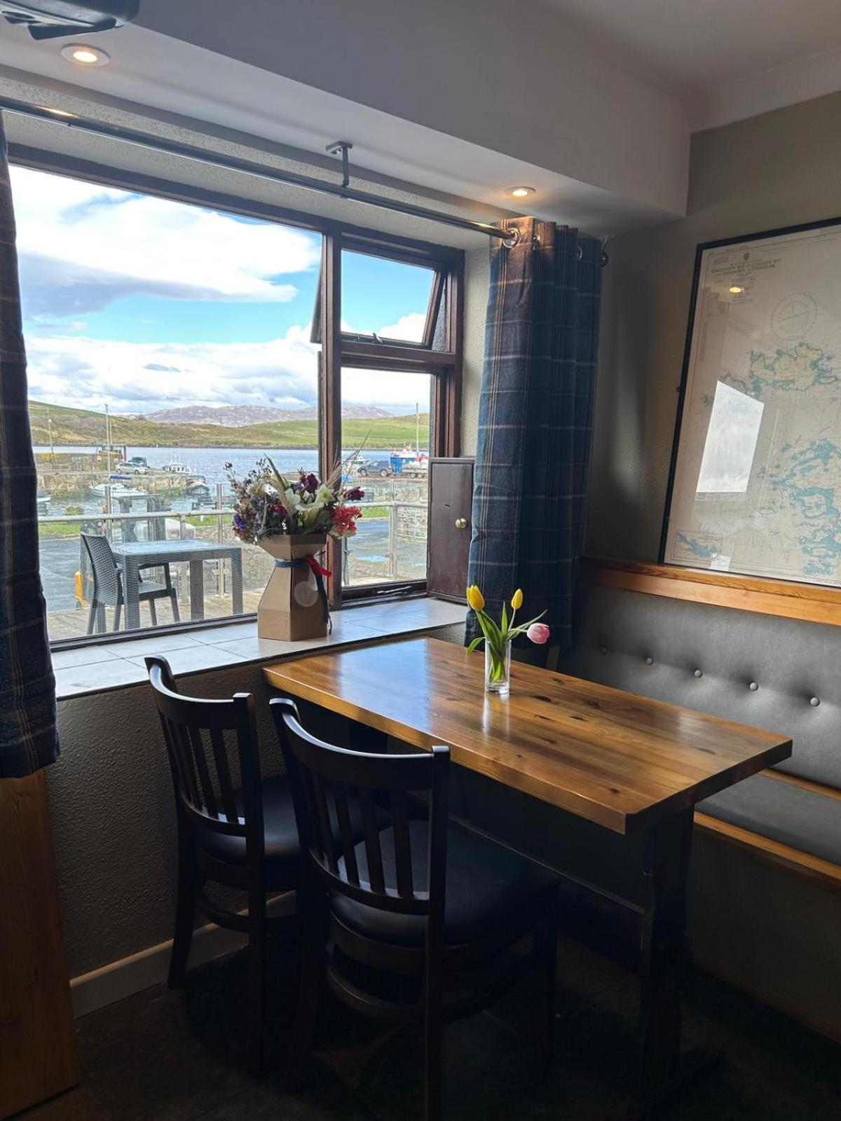 Oliver'S Seafood Bar, Bed & Breakfast Cleggan Exterior foto